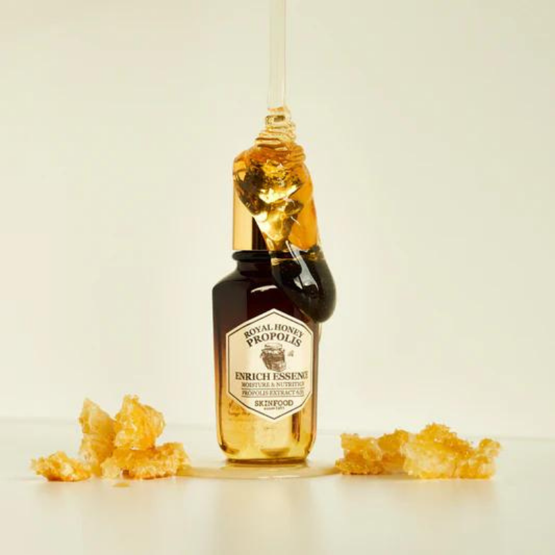 {SkinFood} - Royal Honey Propolis Enrich Essence