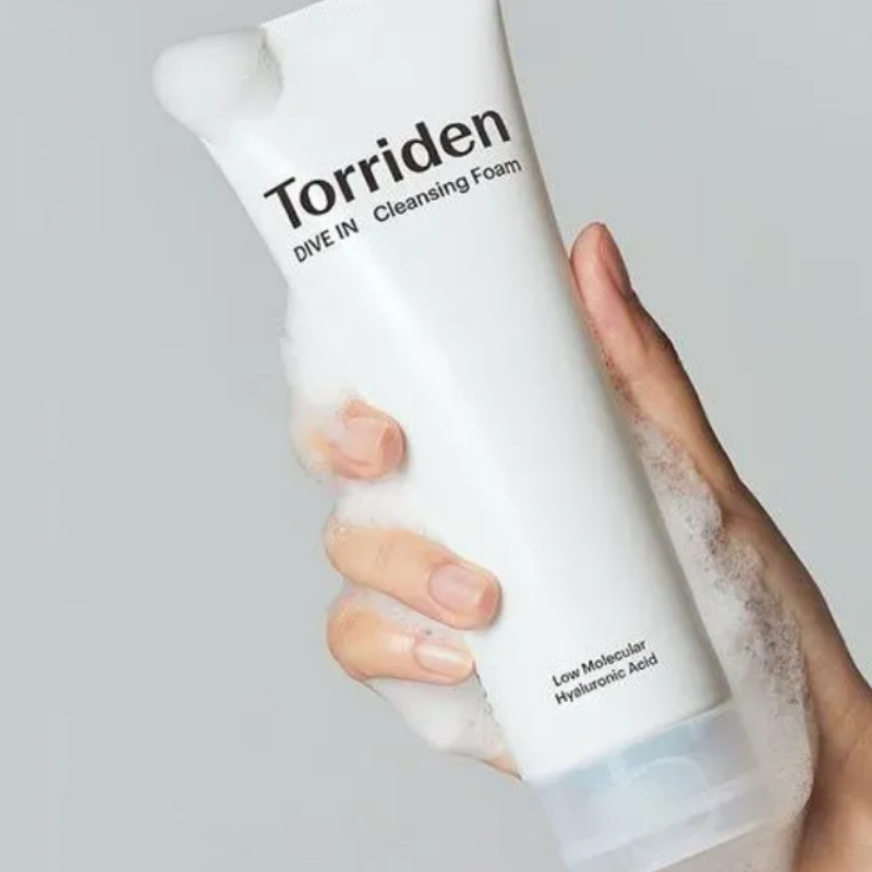 {Torriden} - DIVE-IN Mousse nettoyante à l'acide hyaluronique de faible poids moléculaire