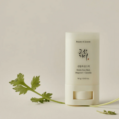 {Beauty Of Joseon} - Matte Sun Stick: Mugwort+Camelia (SPF 50+ PA++++)